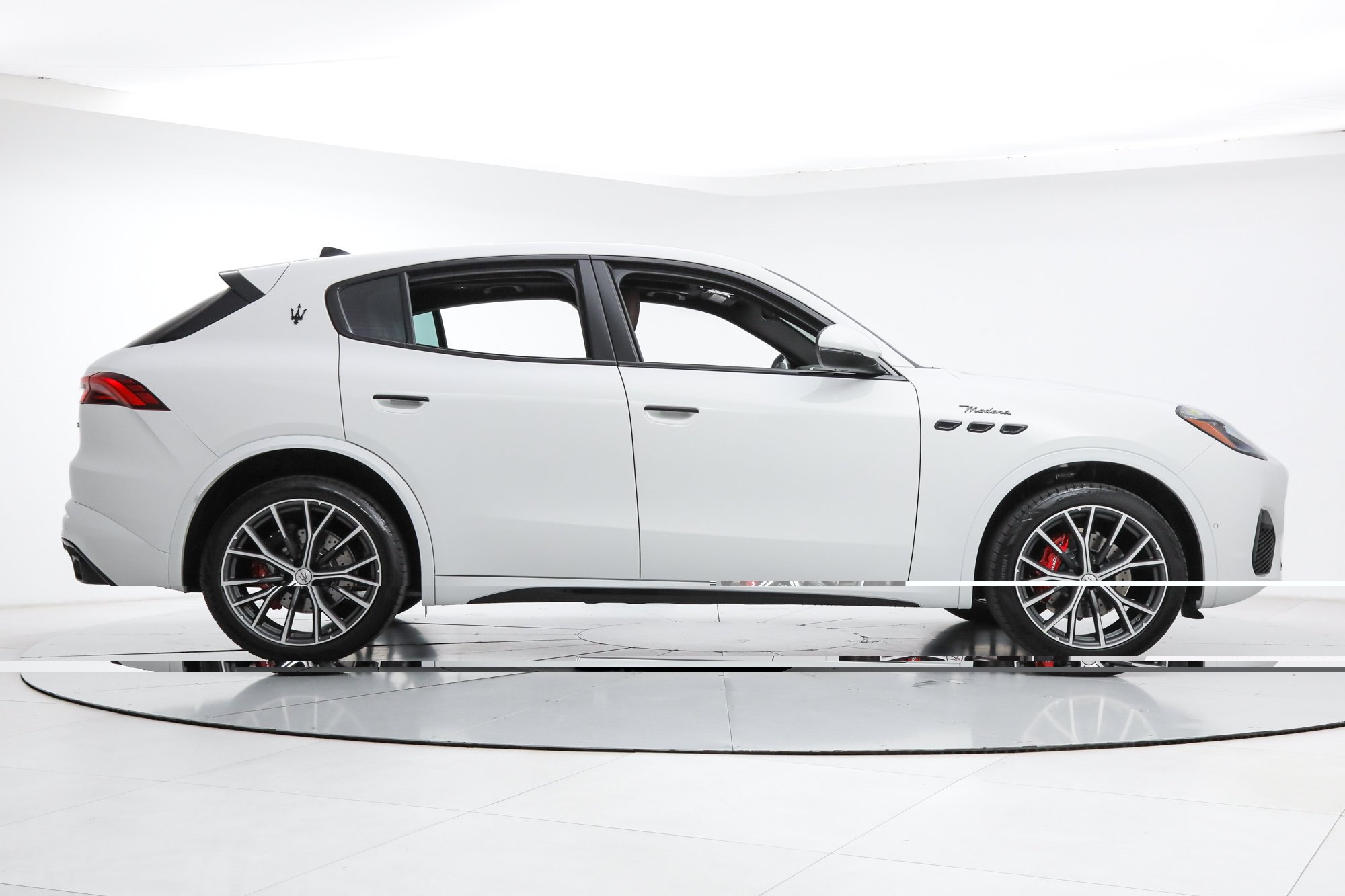 New 2026 White Maserati Modena image 6