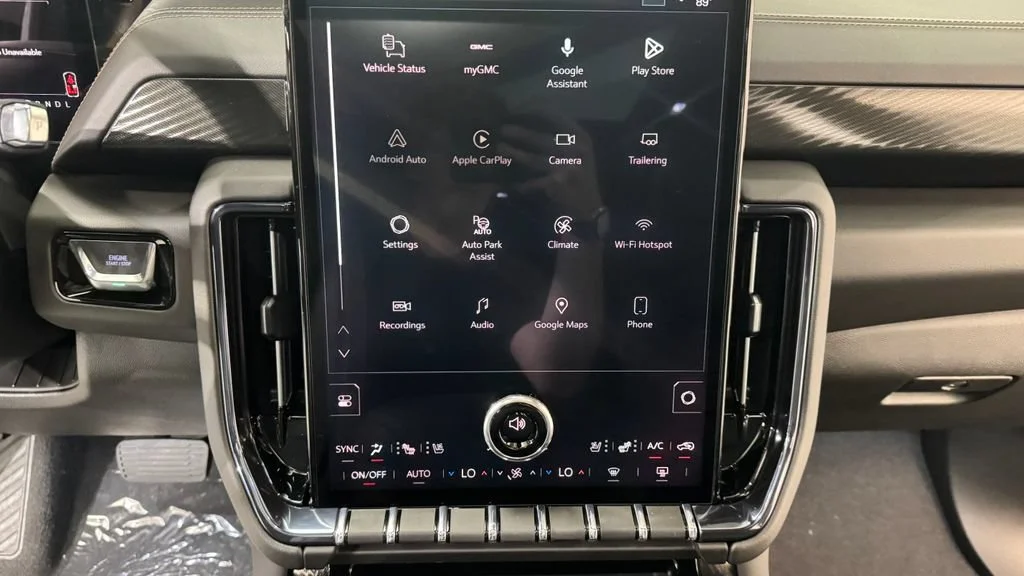 New 2026 Summit White GMC AT4 image 15