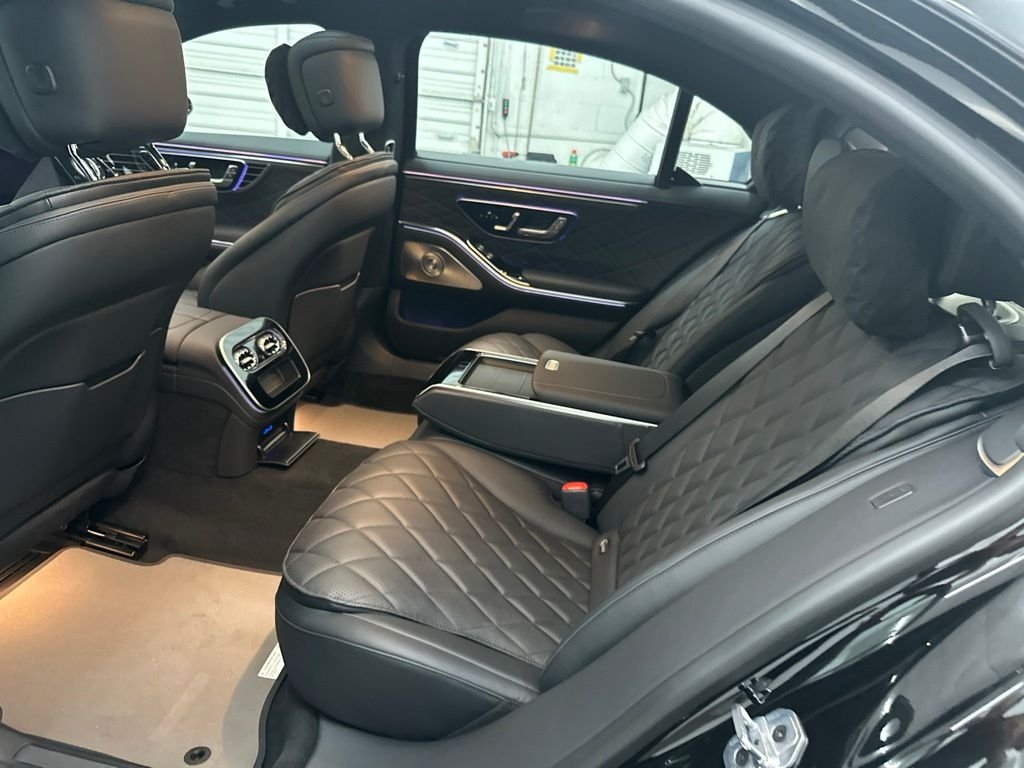 New 2027 Obsidian Black Metallic Mercedes-Benz S 580 image 21