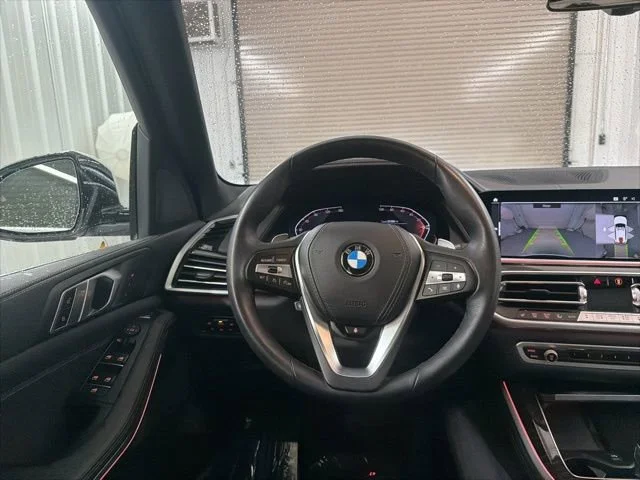 Used 2023 White BMW sDrive40i image 36