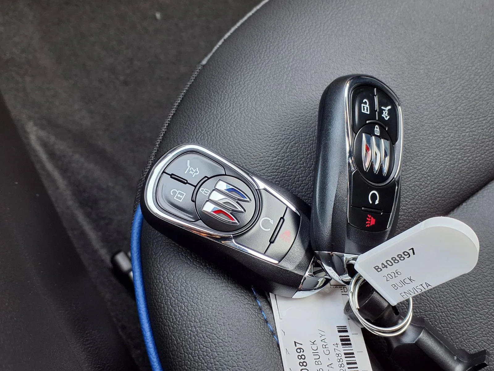 2026 Buick Envista Sport Touring - Photo 12