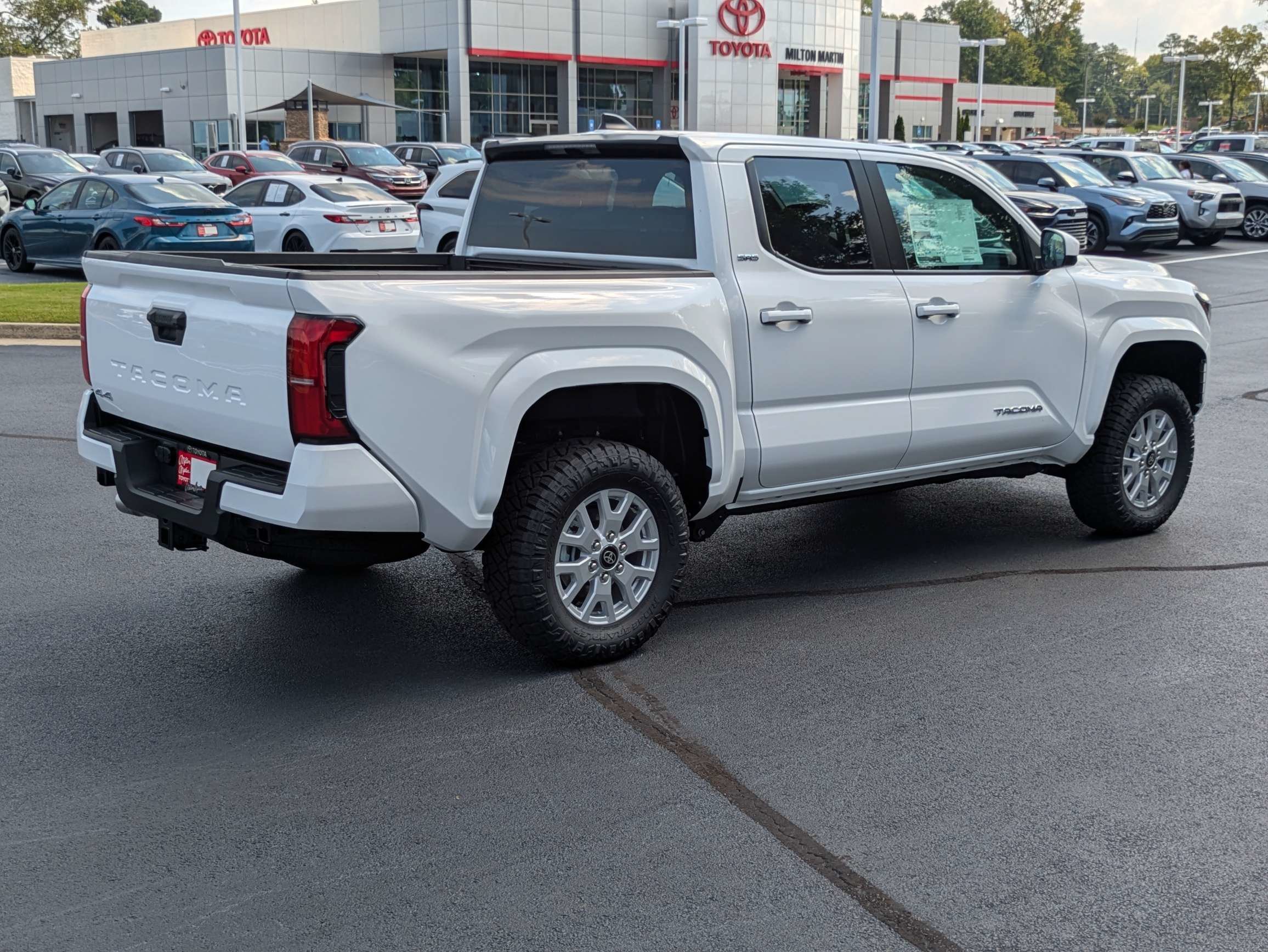 New 2026 Ice Toyota SR5 image 4