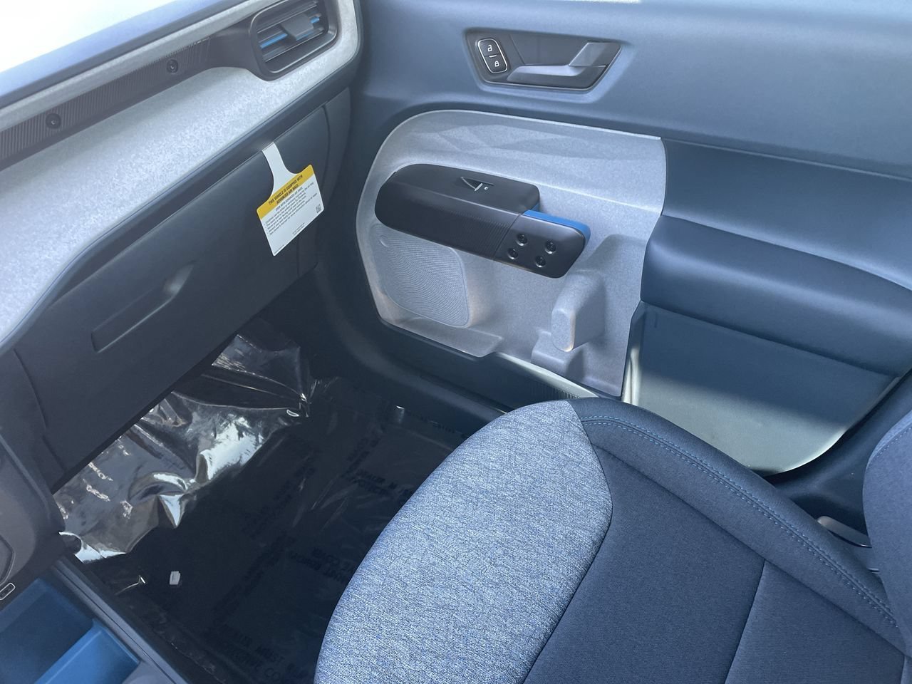 New 2026 Space White Metallic Ford XLT image 15