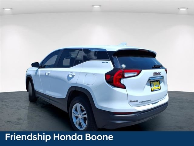 Used 2023 White GMC SLE image 12