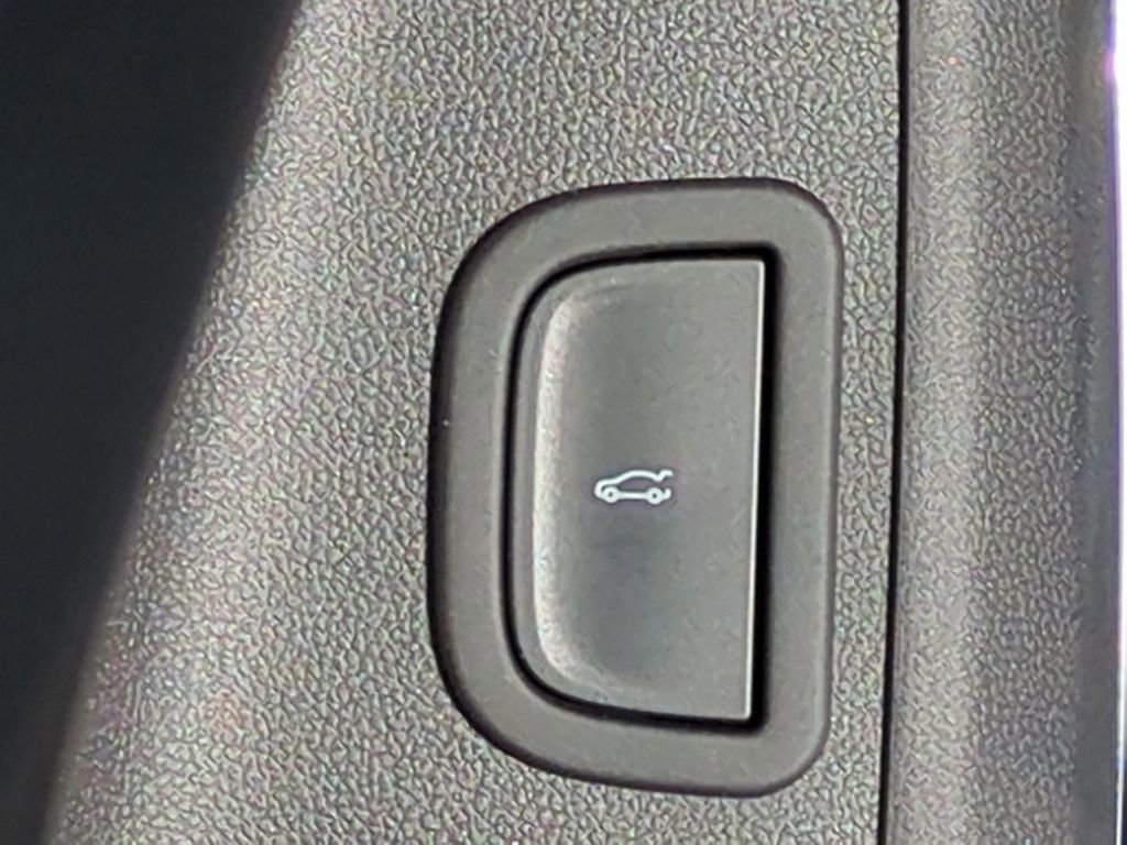 2026 GMC Acadia Elevation - Photo 29