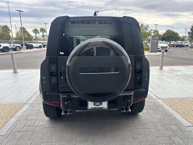 Used 2026 Gray Land Rover V8 image 6