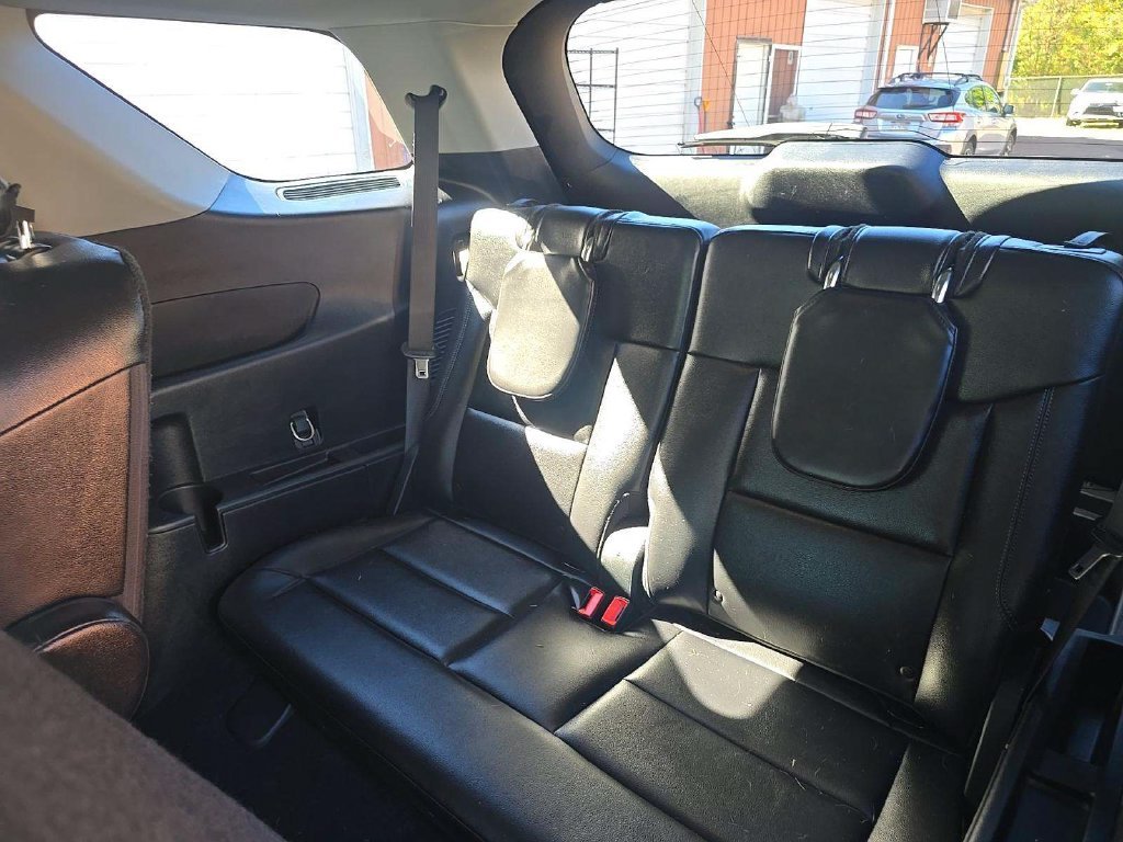 Used 2021 Silver Ford XLT image 6