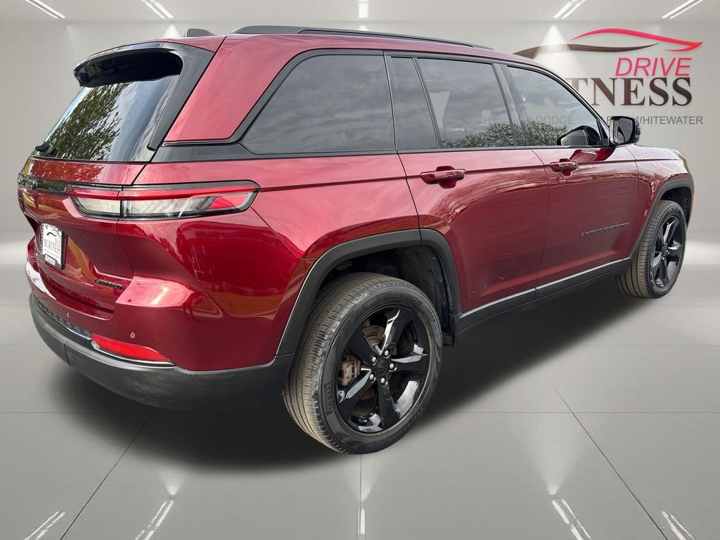 Used 2023 Red Jeep Limited image 9
