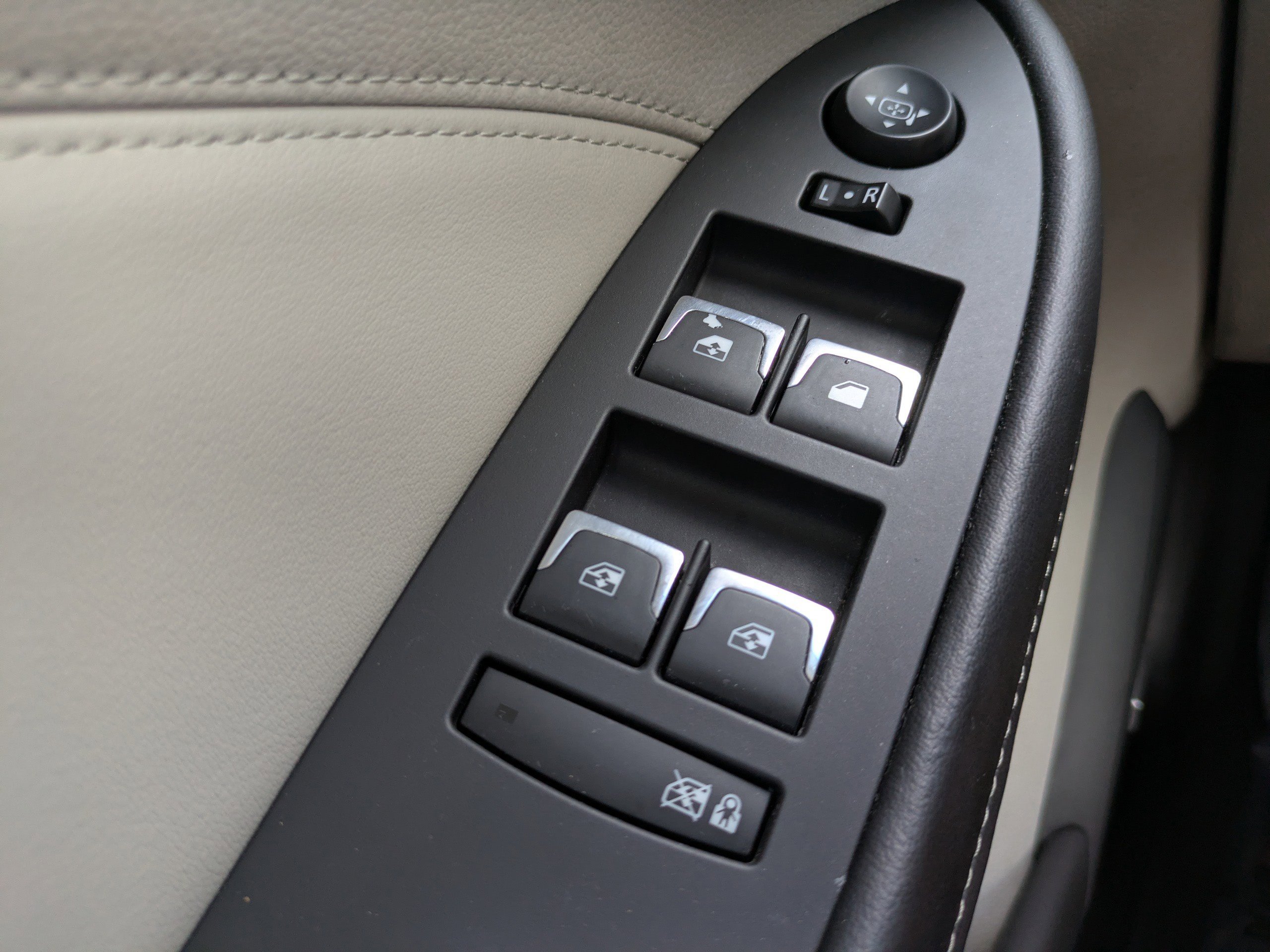 2017 Cadillac CTS Sedan Base - Photo 19