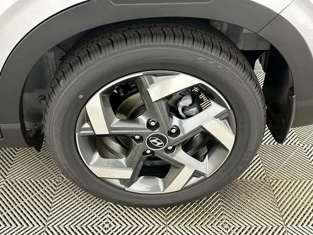 New 2026 Silver Hyundai SEL image 20