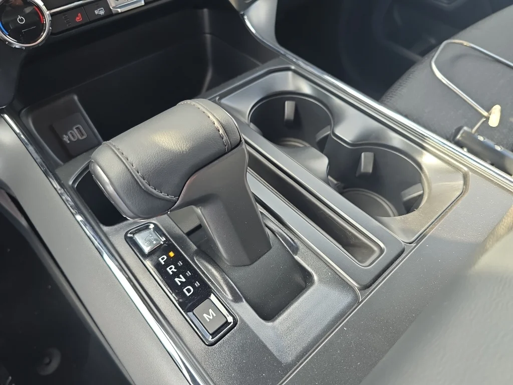New 2026 Carbonized Gray Metallic Ford XLT image 23