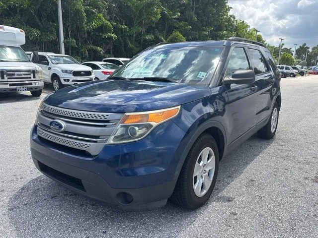 Used 2012 Blue Ford Base image 5