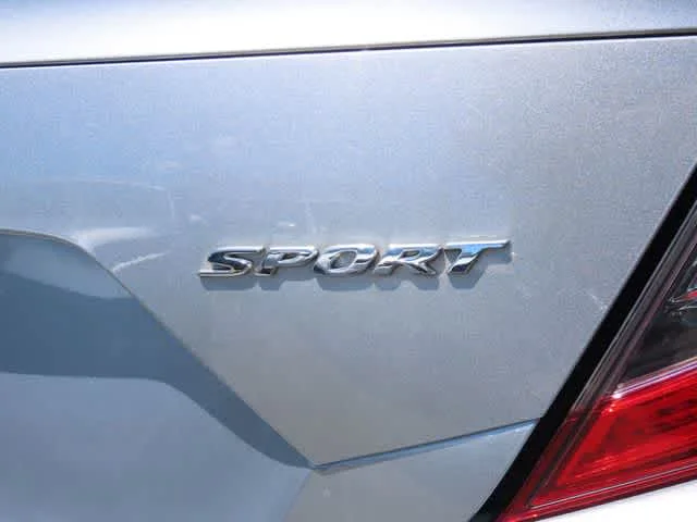 Used 2019 Lunar Silver Metallic Honda Sport image 8
