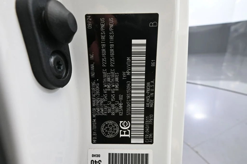 2024 Toyota Sienna XSE - Photo 51
