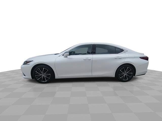 Used 2024 White Lexus ES 350 image 5