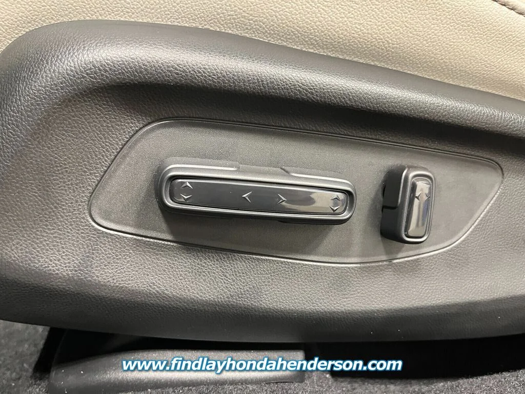 New 2027 Platinum White Pearl Honda EX-L image 14