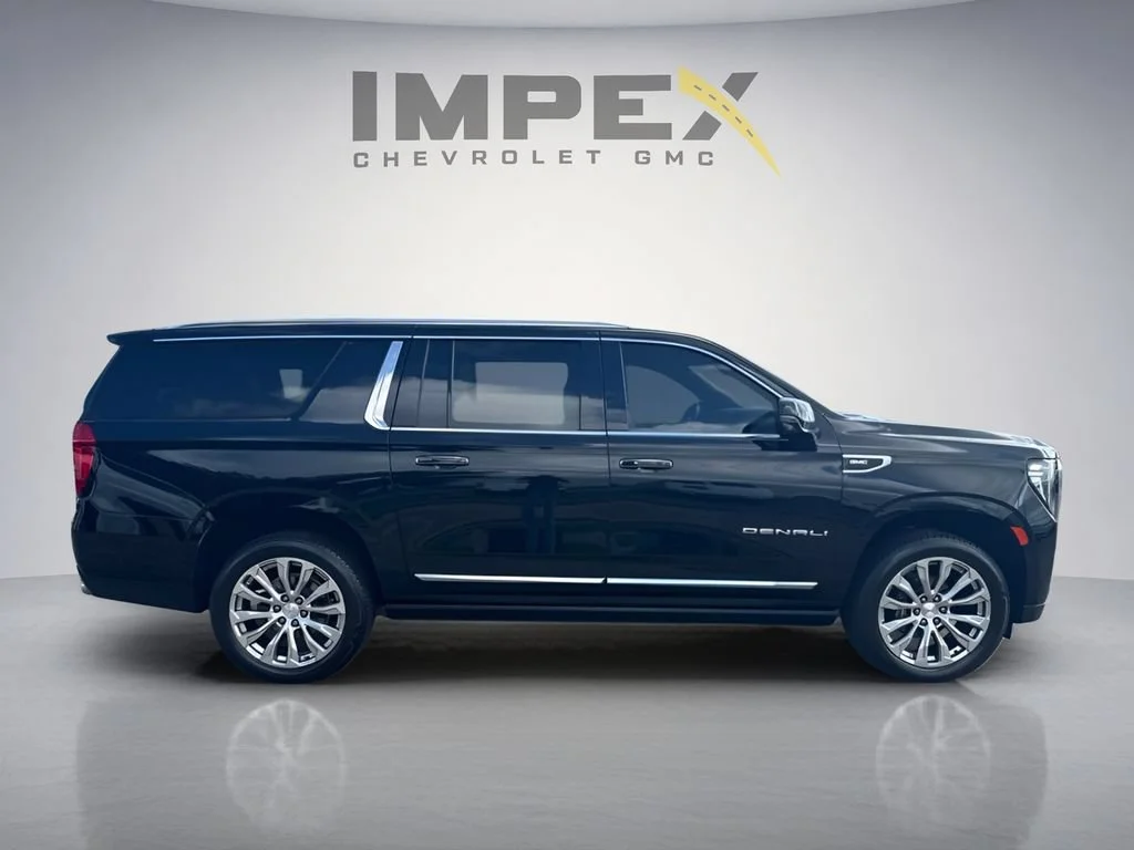 Used 2023 Onyx Black GMC Denali image 6