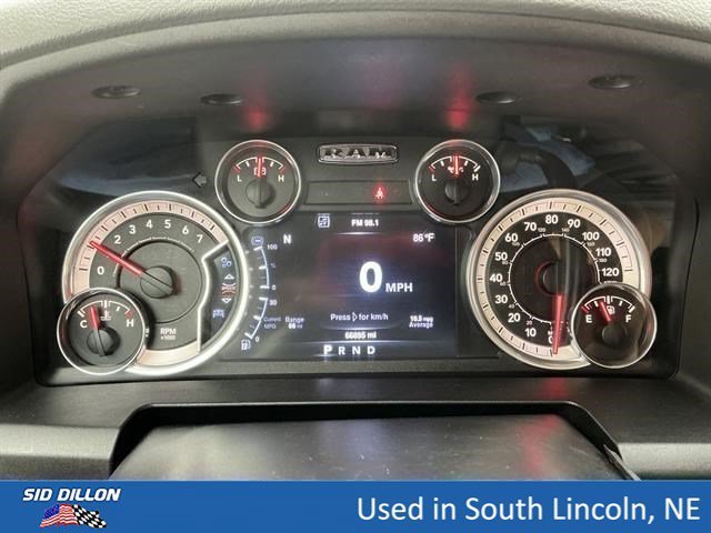 Used 2016 Brilliant Black Crystal Pearlcoat Ram SLT image 11