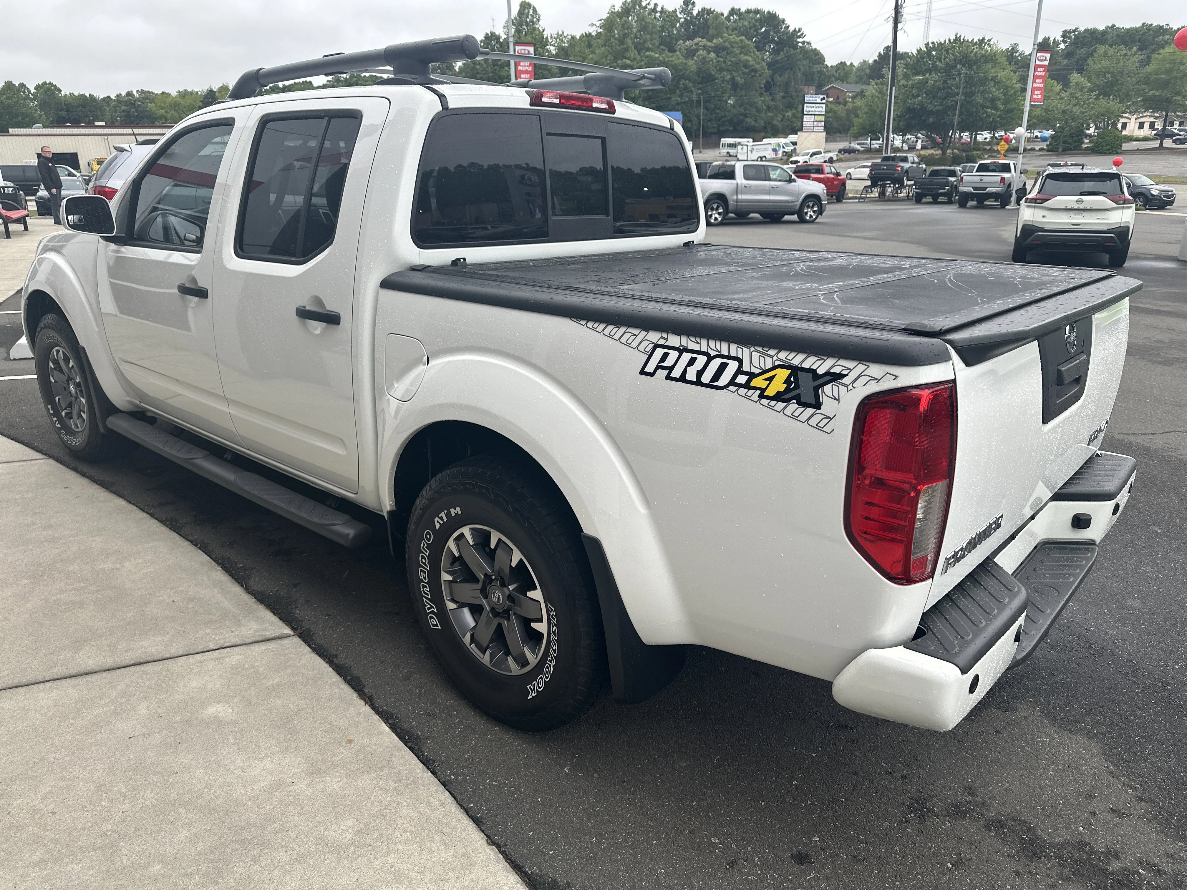 Used 2020 Glacier White Nissan PRO-4X image 6