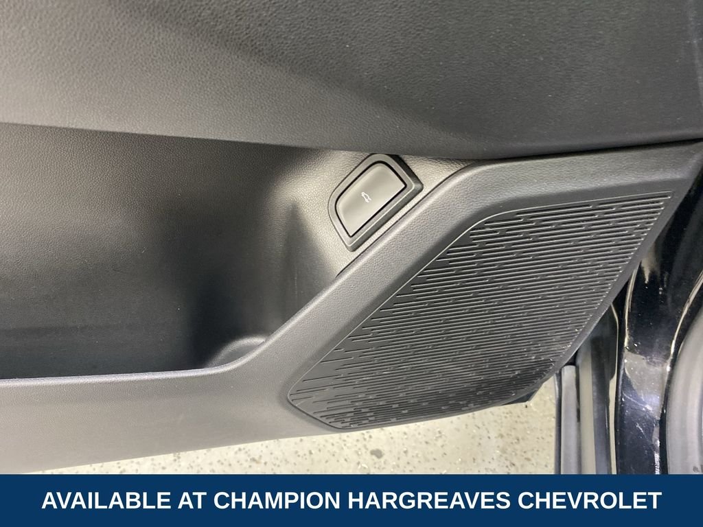 Used 2025 Black Metallic Chevrolet LT image 32