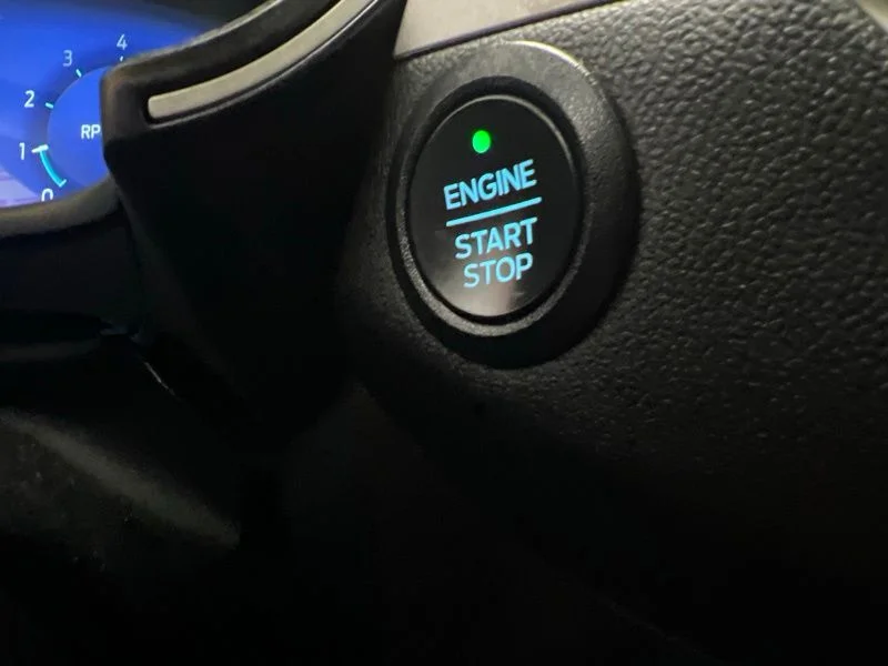 Used 2021 Gray Ford SEL image 30