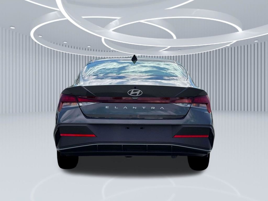 New 2026 Gray Hyundai SE image 25