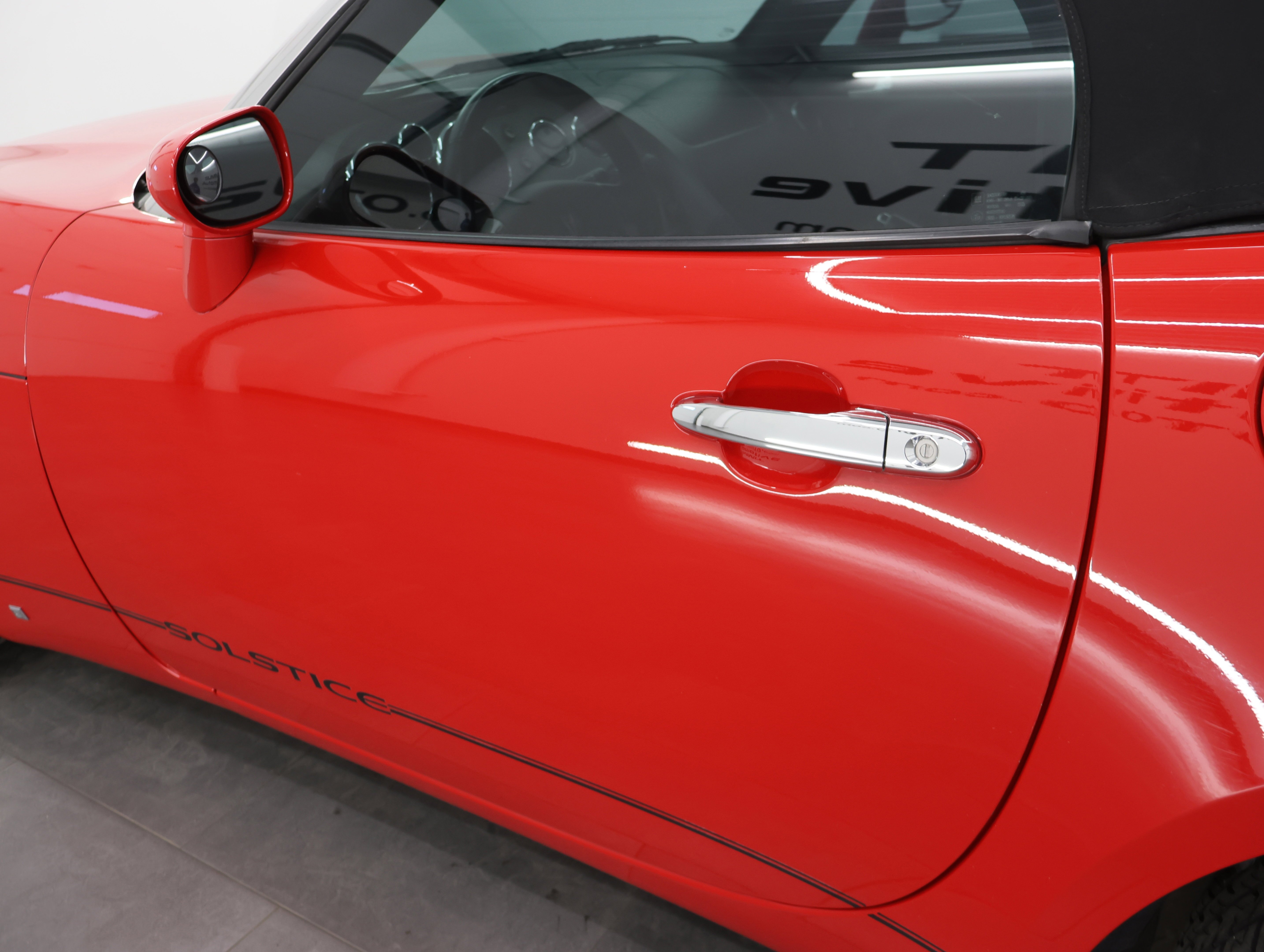 Used 2007 Aggressive (Victory Red) Pontiac GXP Convertible: GXP-CONVERTIBLE-5 SPEED STICK-BLACK LEATHER-LIKE NEW TIRES image 27