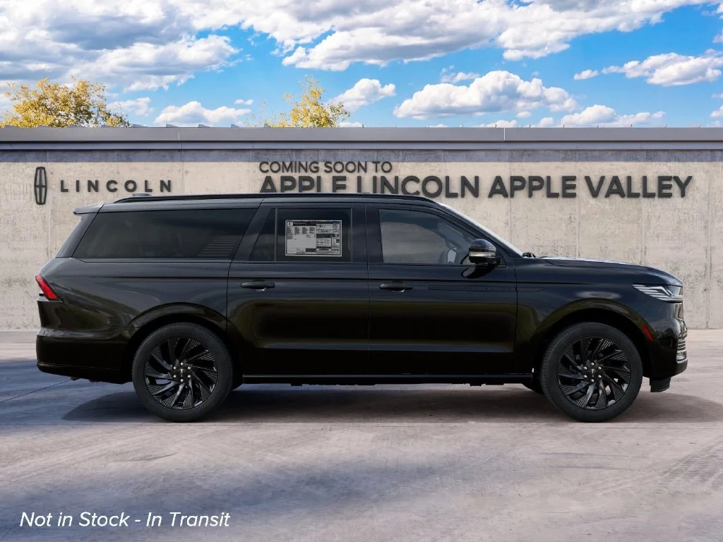 New 2027 Black Lincoln Reserve image 5