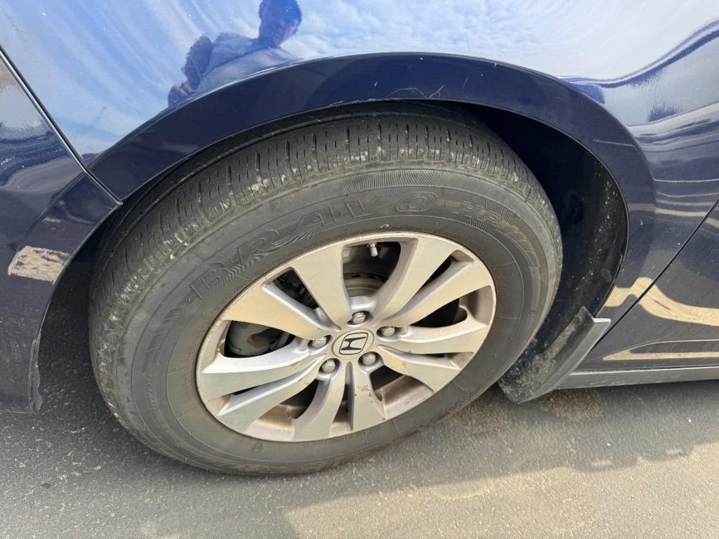 Used 2016 Blue Honda EX-L image 4