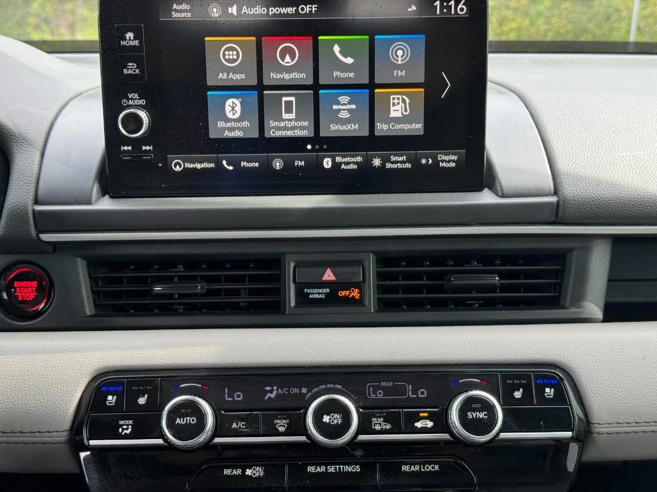 2023 Honda Pilot Elite - Photo 16
