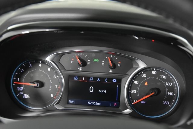 Used 2020 GRAPHITE METALLIC Chevrolet LT Cloth image 32