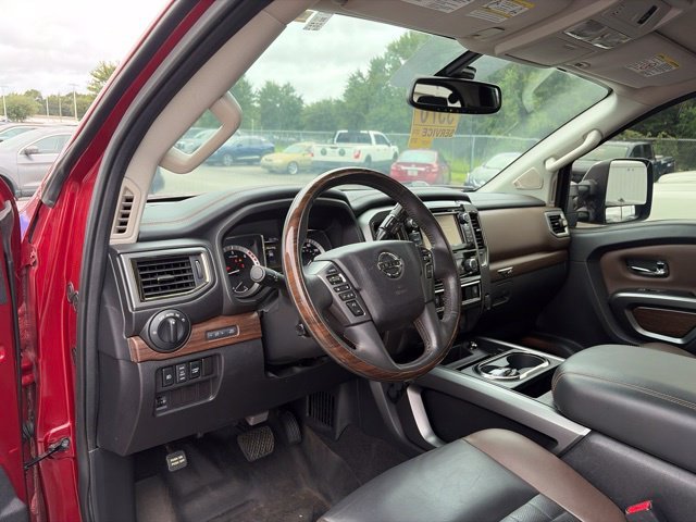 Used 2016 Red Nissan Platinum Reserve image 25