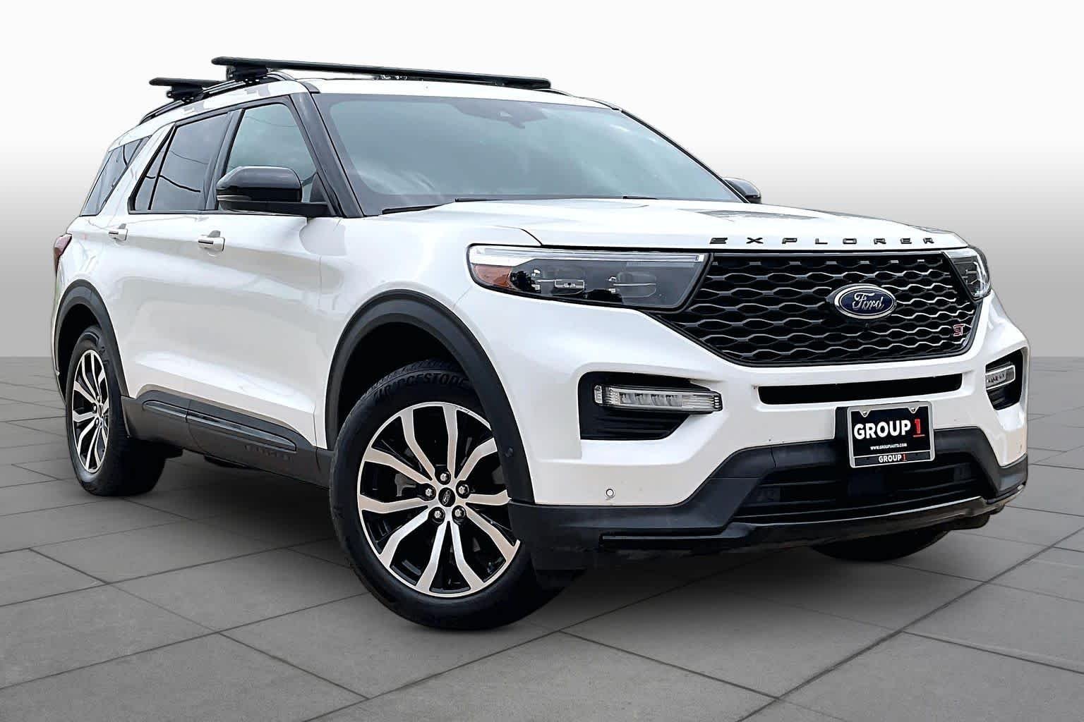Used 2020 Star White Metallic Tri-Coat Ford ST image 3