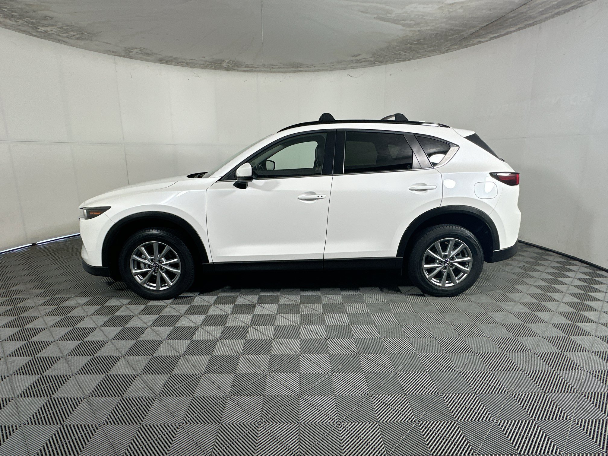 Used 2022 Snowflake White Pearl Mica Mazda 2.5 S Preferred Package image 6