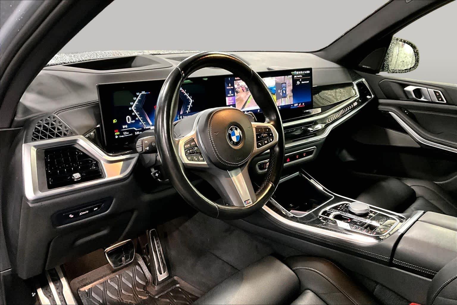 Used 2024 Brooklyn Grey Metallic BMW xDrive40i image 17
