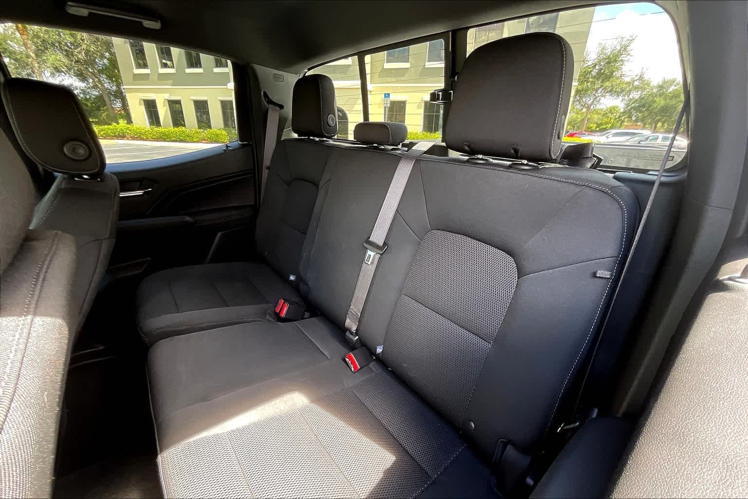 2024 Chevrolet Colorado LT - Photo 25
