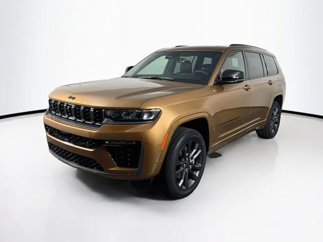 New 2026 Copper Shino Metallic Clear-Coat Exterior Paint Jeep Limited image 3