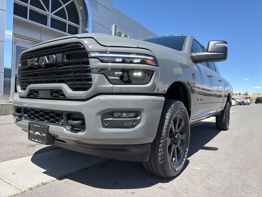 New 2026 Ceramic Gray Clear-Coat Exterior Paint RAM Laramie image 55