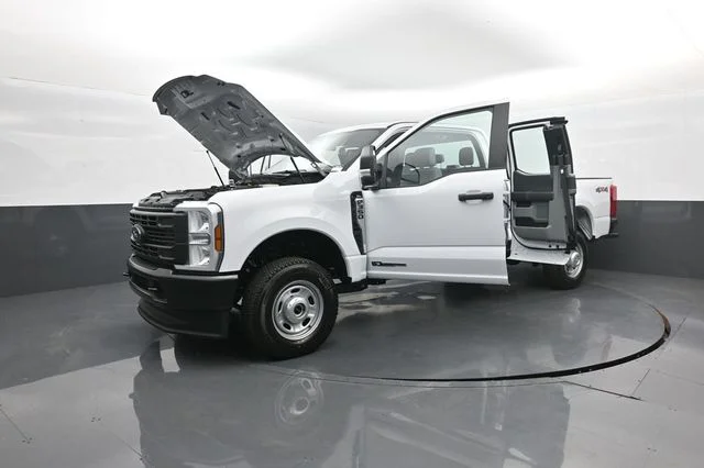 New 2026 White Ford XL image 30