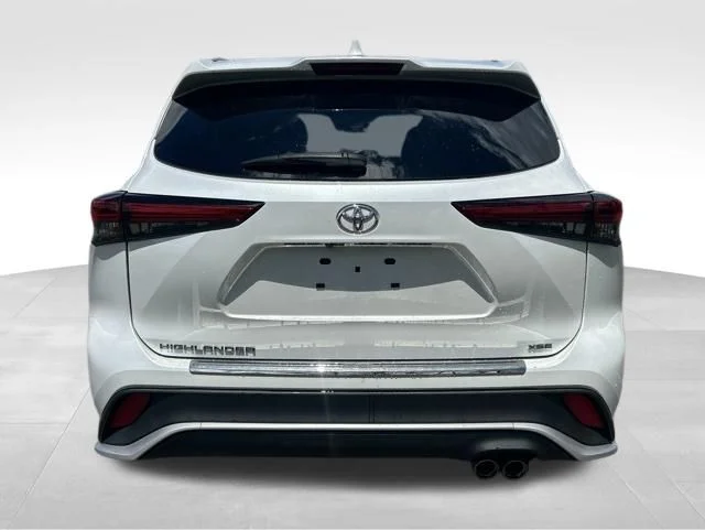 Used 2023 Beige Toyota XSE image 5