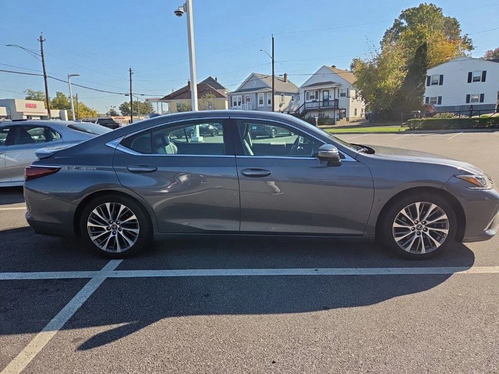 Used 2021 Gray Lexus 350 image 5