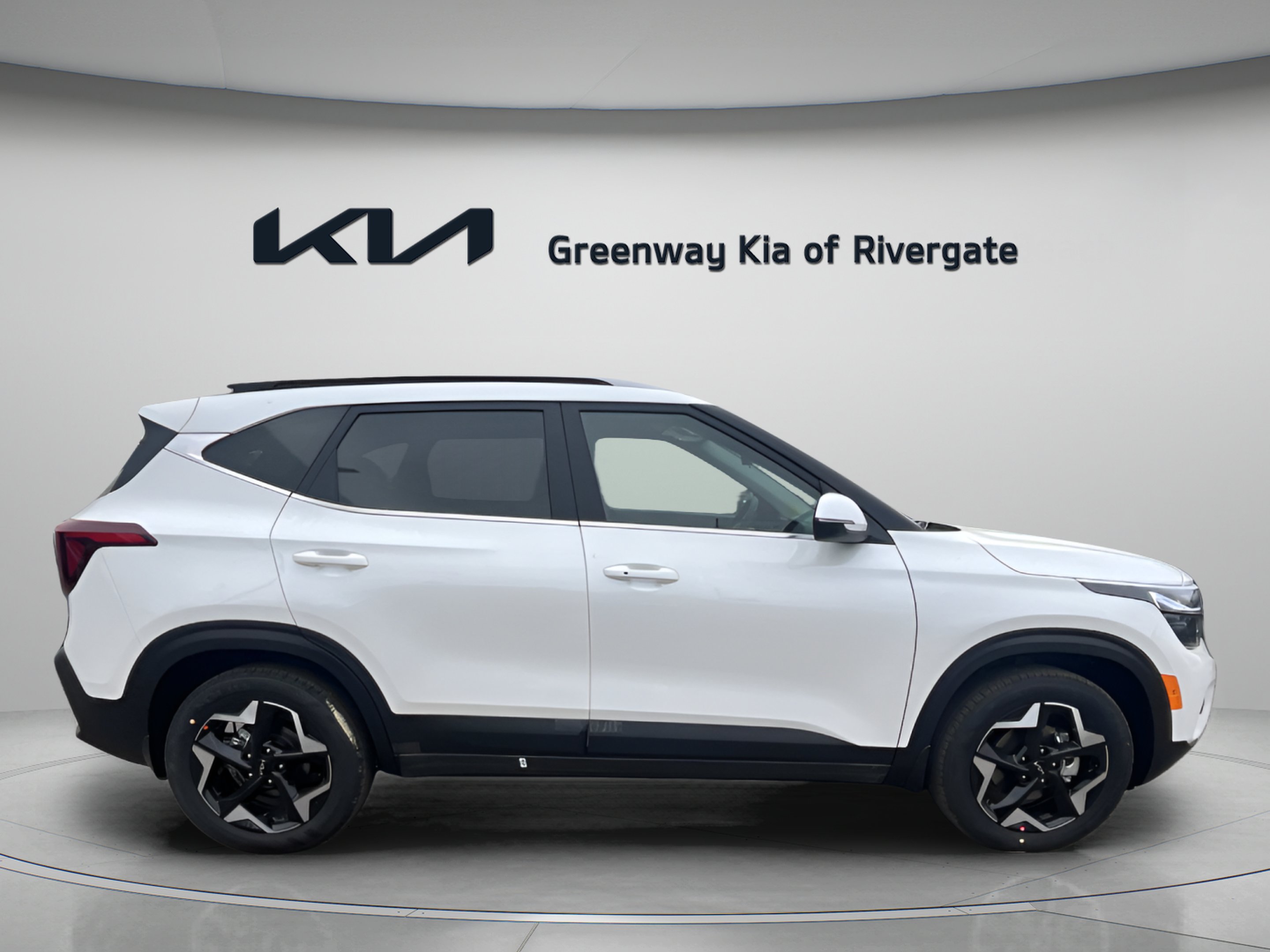 New 2026 Snow White Pearl Kia EX image 8