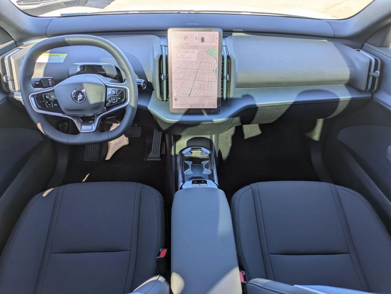 2025 Volvo EX30 Ultra - Photo 11