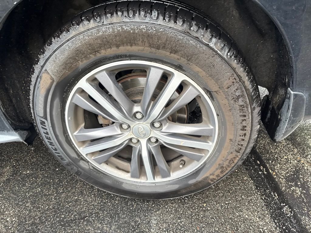 Used 2018 Black Obsidian INFINITI Base image 11