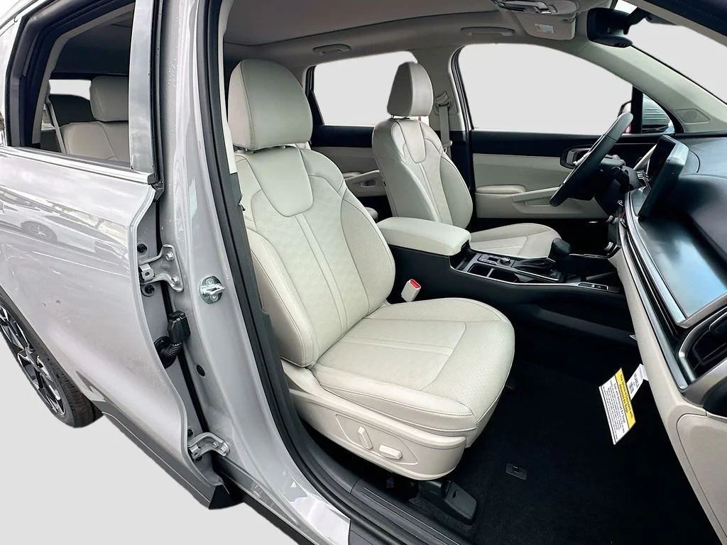 New 2026 Wolf Gray Kia EX image 30