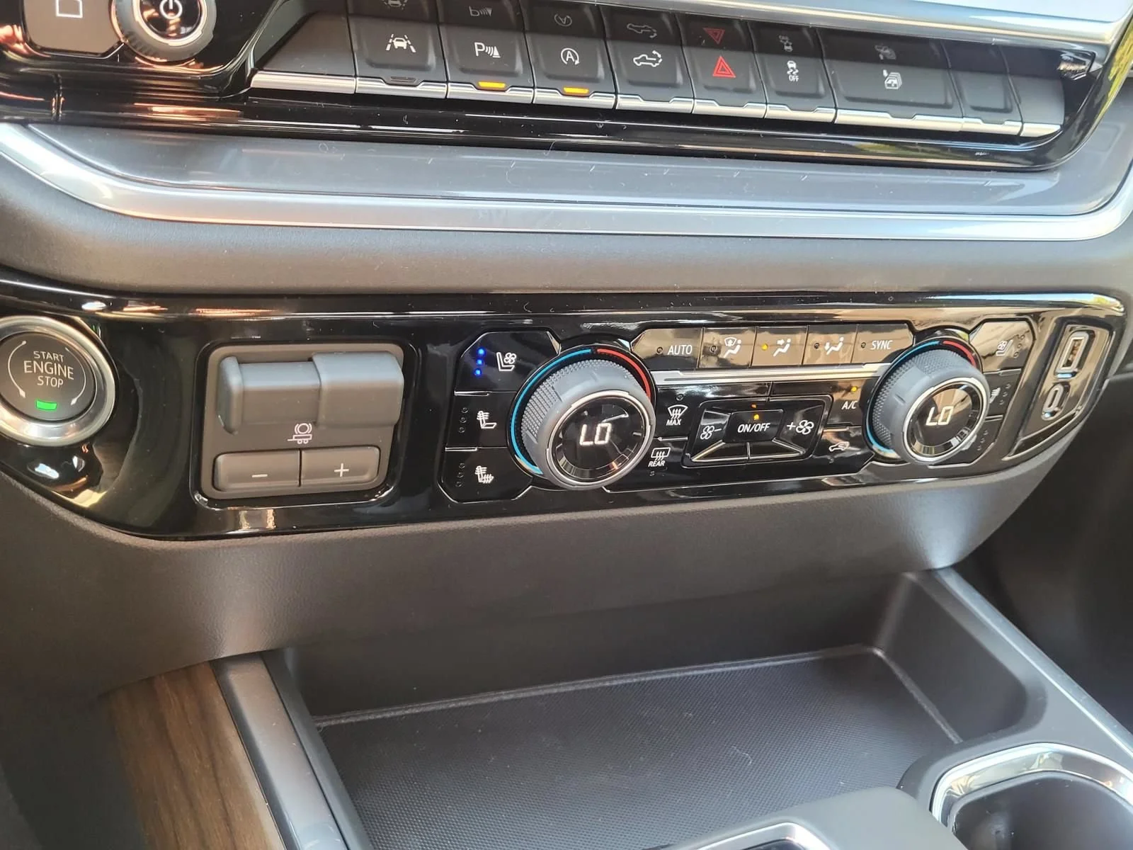 2026 Chevrolet Silverado 1500 High Country - Photo 19