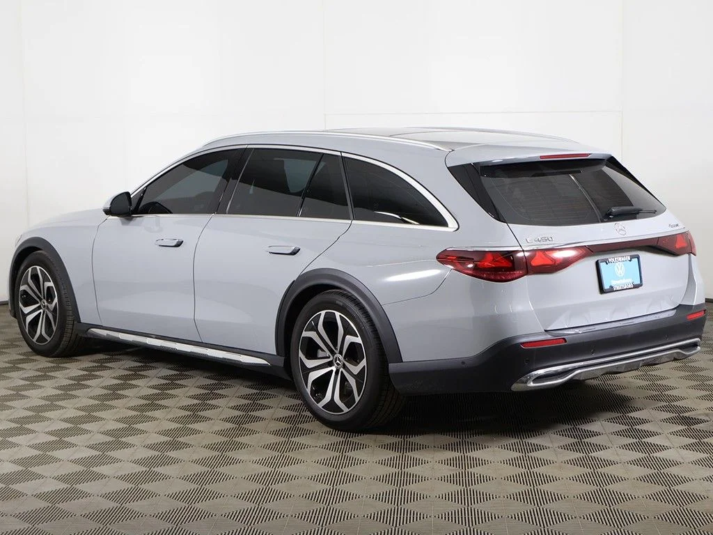 Used 2025 Alpine Grey Mercedes-Benz E 450 image 10