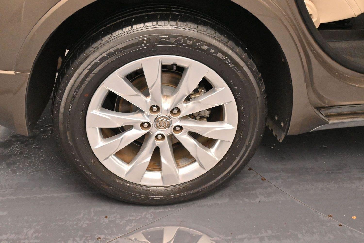 Used 2017 BRONZE ALLOY METALLIC Buick Essence image 39