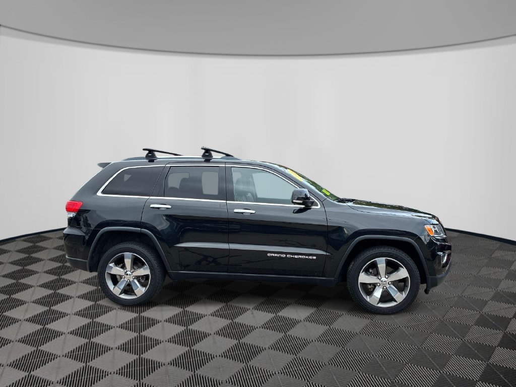 Used 2014 Black Jeep Limited image 9