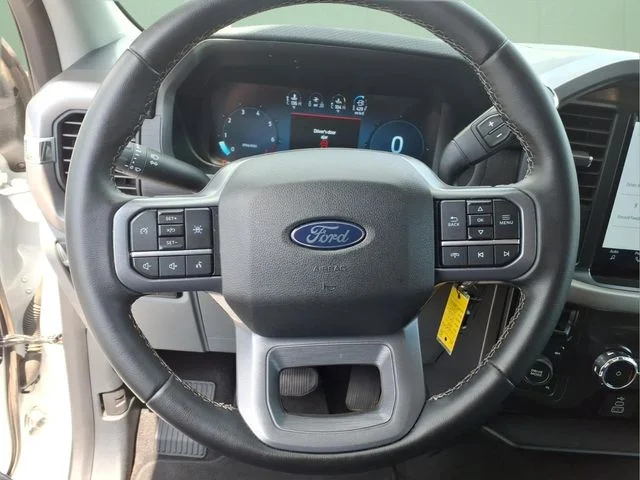Used 2025 White Ford XLT image 22